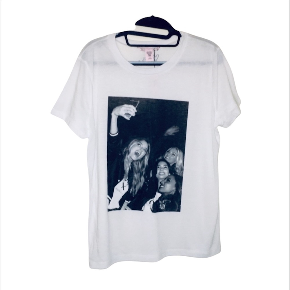 NWT Victoria’s Secret Sleep: Rare! Large Pretty Model Image Tee
